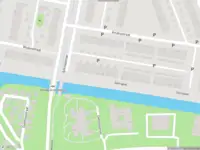 Politie naar de Osirispad in Almere vanwege personen te water