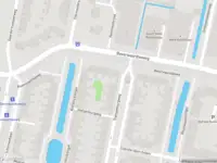 Ambulance met grote spoed naar de Beverwaardseweg in Rotterdam