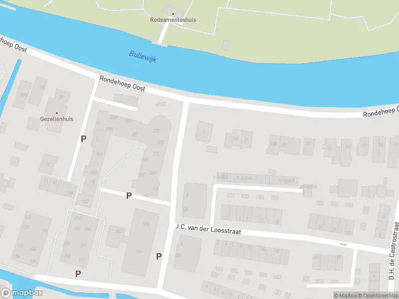 Ambulance met grote spoed naar de Theresiastraat in Ouderkerk aan de Amstel