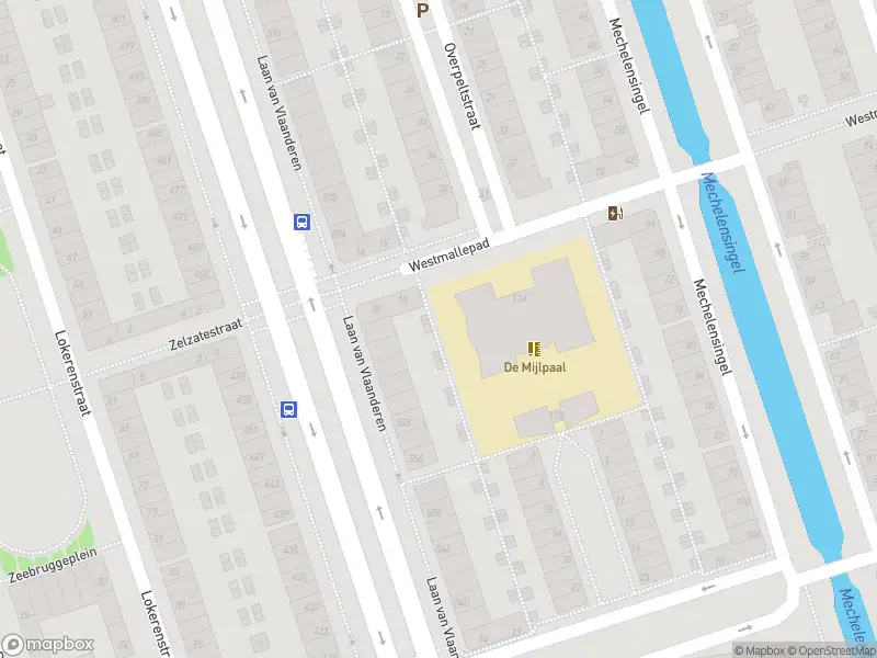 Brandweer met grote spoed naar de Overpeltstraat in Amsterdam vanwege reanimatie
