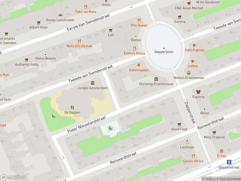 Ambulance met gepaste spoed naar de Johanna Westerdijkstraat in Amsterdam