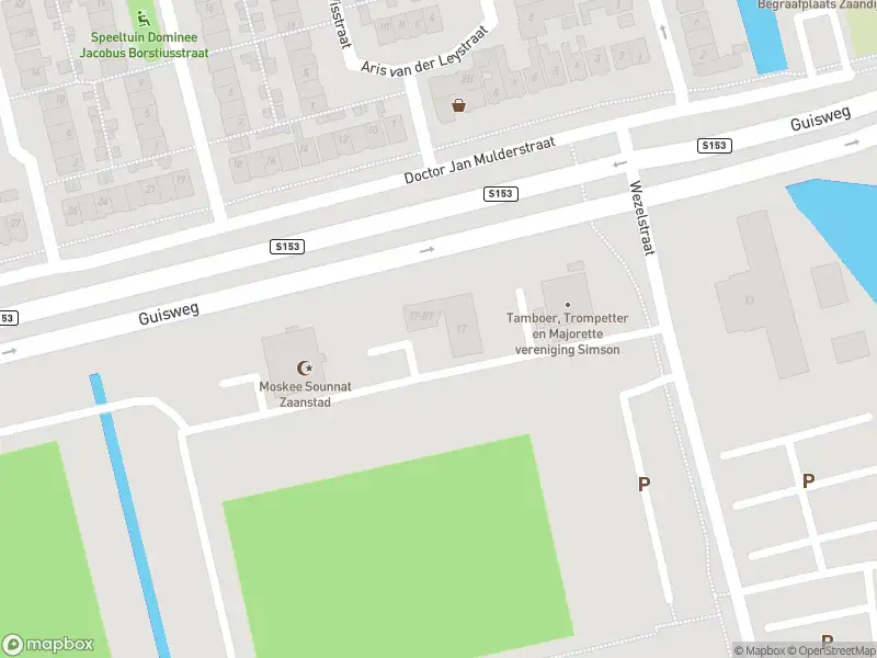 Brandweer met grote spoed naar de Wezelstraat in Zaandijk vanwege reanimatie