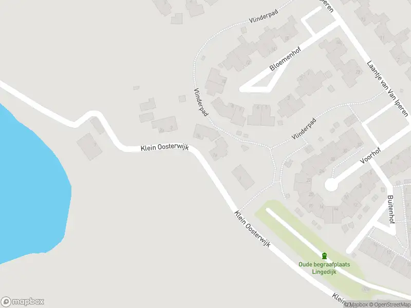 Politie naar de Klein Oosterwijk in Leerdam vanwege personen te water