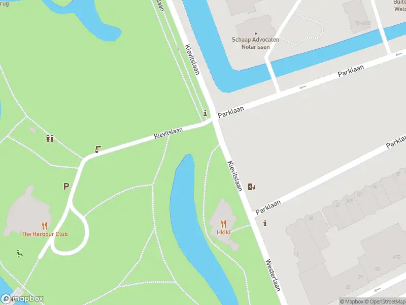 Ambulance met grote spoed naar de Willemsplein in Rotterdam