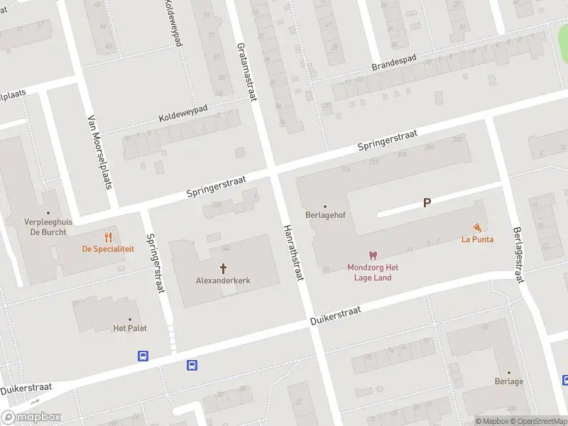 Ambulance met gepaste spoed naar de Hanrathstraat in Rotterdam