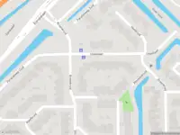 Ambulance met grote spoed naar de Kroonkruid in Nieuwerkerk aan den IJssel