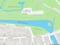 Ambulance met gepaste spoed naar de Wilhelminaplantsoen in Enkhuizen