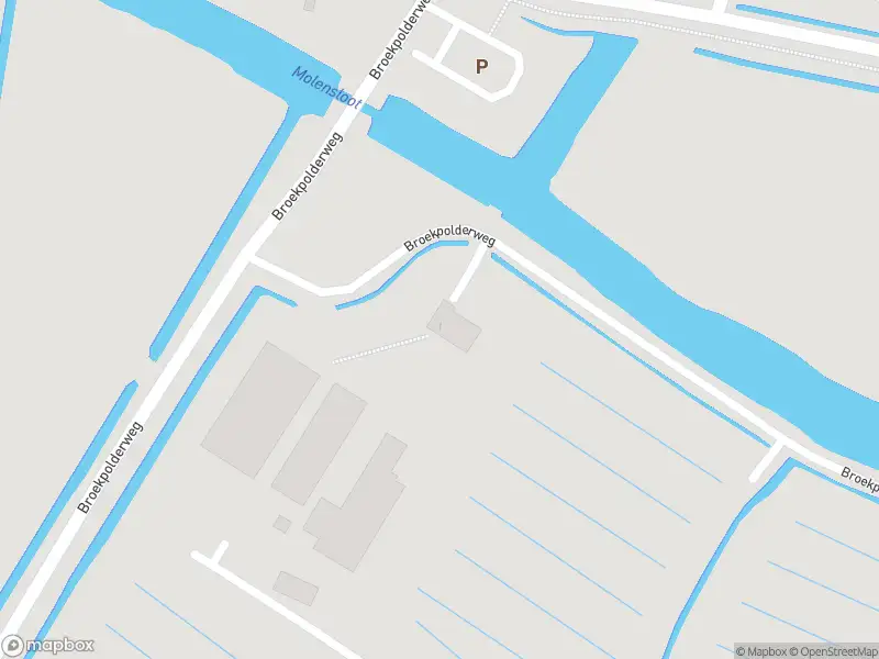 Brandweer met gepaste spoed naar de Broekpolderweg in Uitgeest vanwege voertuigbrand