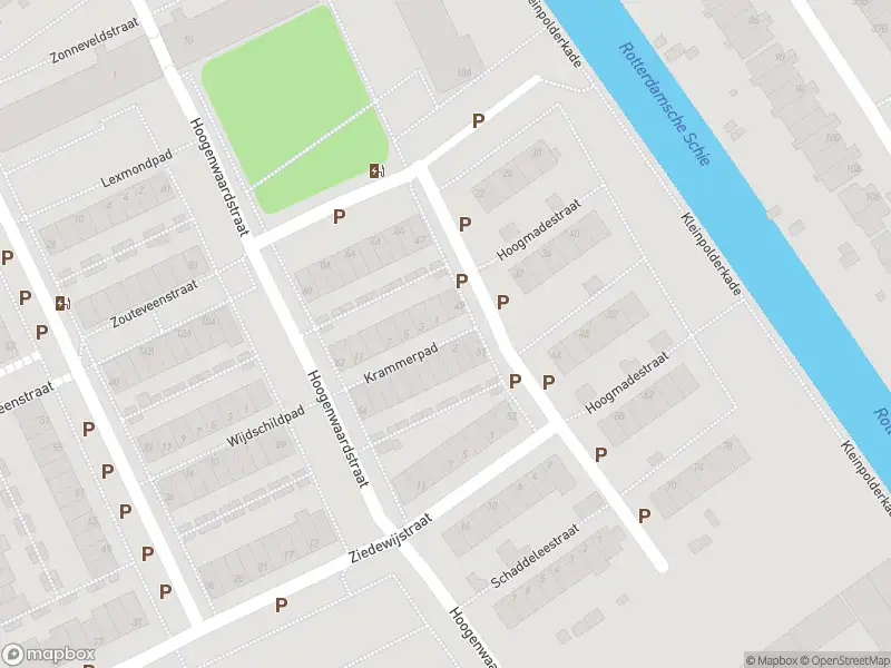 Ambulance met gepaste spoed naar de Krammerpad in Rotterdam