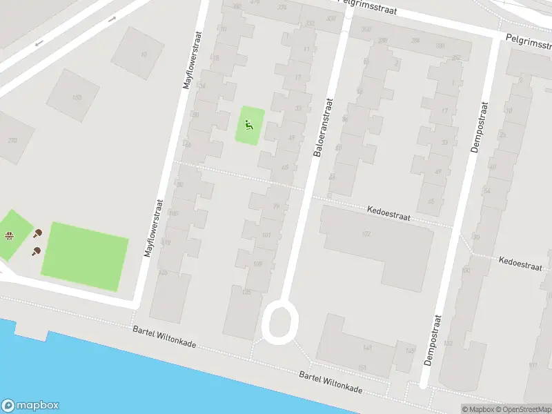 Ambulance met grote spoed naar de Baloeranstraat in Rotterdam