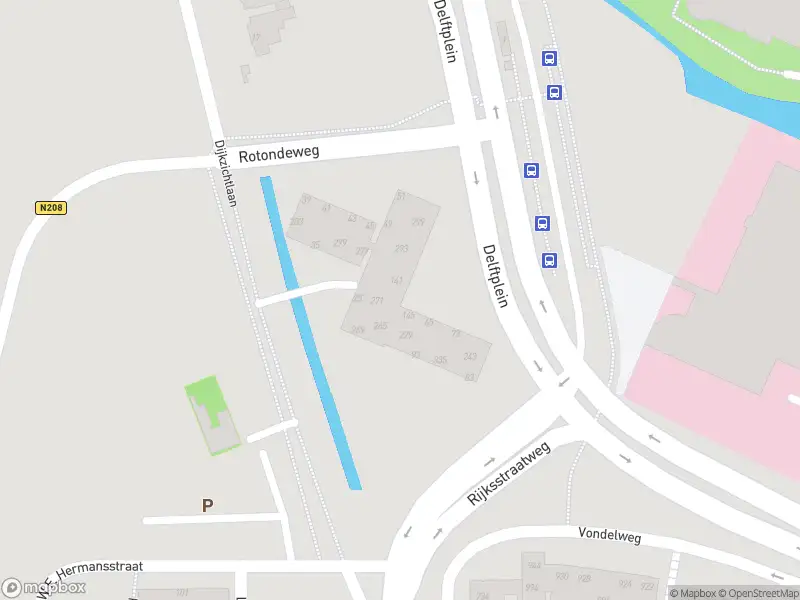 Ambulance met grote spoed naar de Dijkzichtlaan in Haarlem