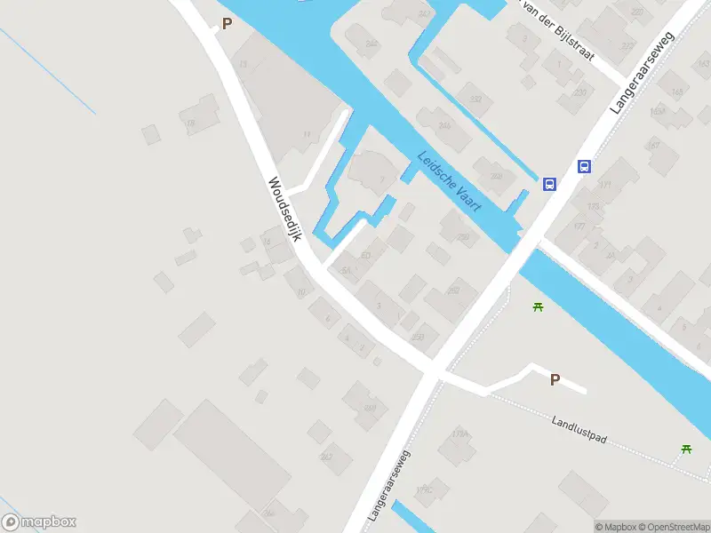 Ambulance met grote spoed naar de Woudsedijk in Ter Aar