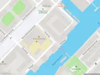Brandweer met gepaste spoed naar de Conradstraat in Amsterdam vanwege stankoverlast