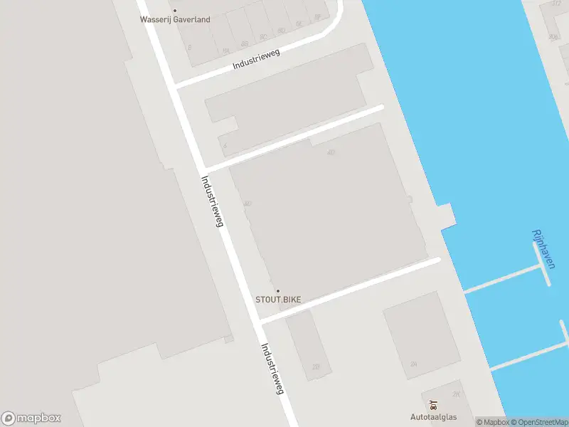 Ambulance met gepaste spoed naar de Baronie in Alphen aan den Rijn