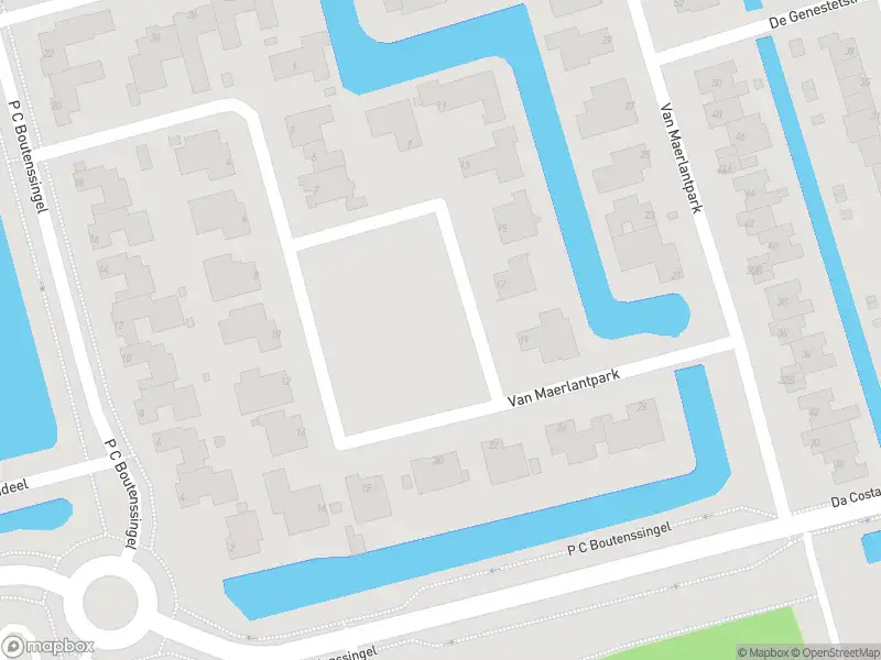 Ambulance met grote spoed naar de P C Boutenssingel in Capelle aan den IJssel