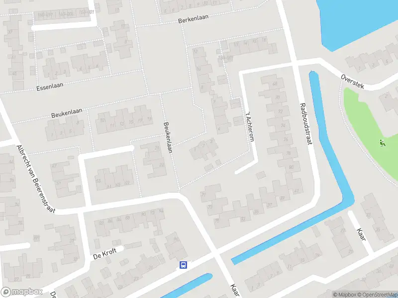 Ambulance met gepaste spoed naar de Kastanjelaan in Hoogwoud