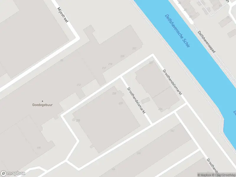 Ambulance met gepaste spoed naar de Groothandelsmarkt in Rotterdam