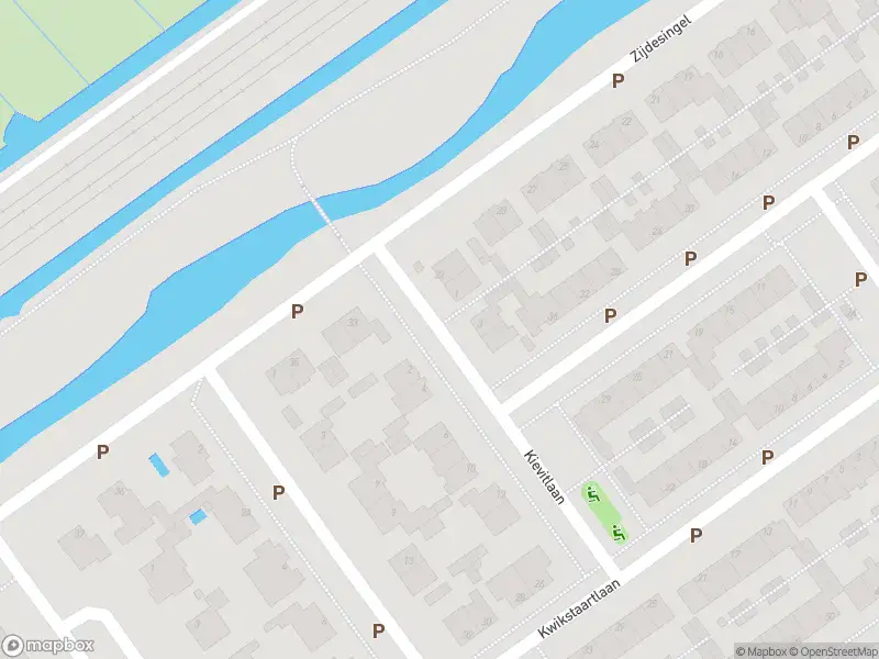 Ambulance met grote spoed naar de Kievitlaan in Leidschendam