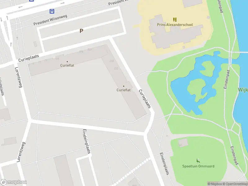 Ambulance met grote spoed naar de Curieplaats in Rotterdam