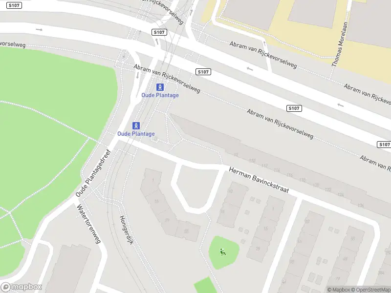 Ambulance met grote spoed naar de Herman Bavinckstraat in Rotterdam