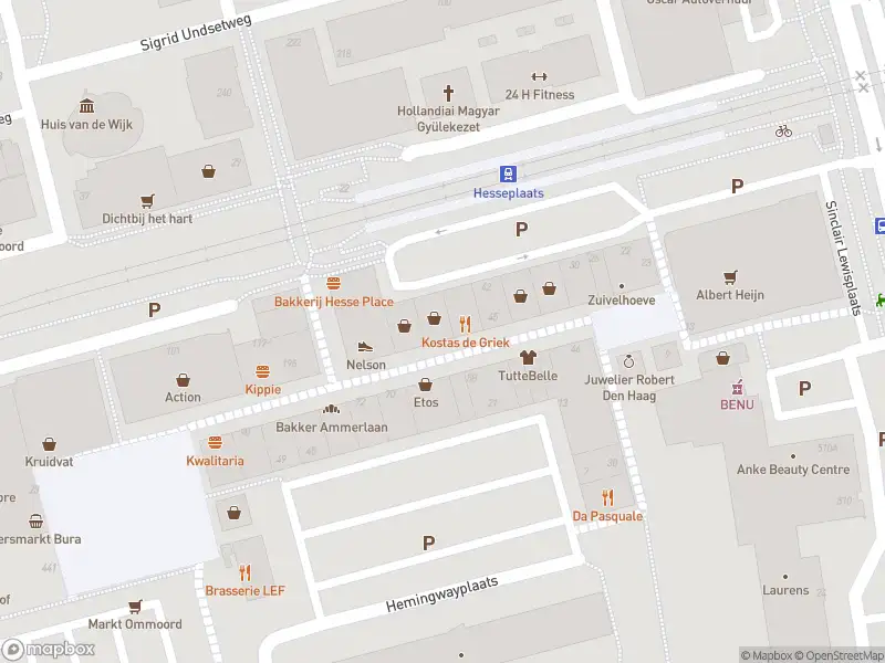 Ambulance met grote spoed naar de Hesseplaats in Rotterdam