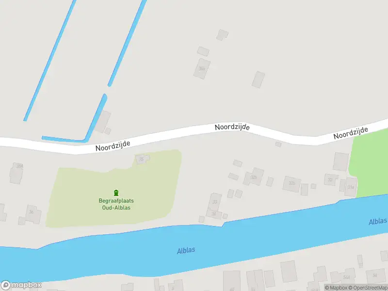 Ambulance met gepaste spoed naar de Noordzijde in Oud-Alblas