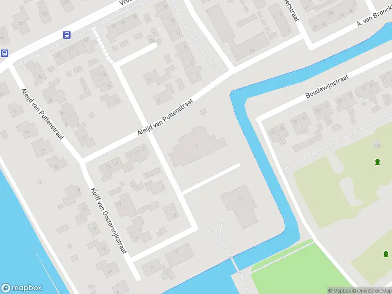 Ambulance met gepaste spoed naar de Aleijd van Puttenstraat in Stad aan 't Haringvliet