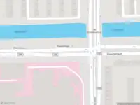 Ambulance met grote spoed naar de Louis Bouwmeesterstraat in Amsterdam