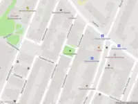 Ambulance met gepaste spoed naar de Vredehofplaats in Rotterdam