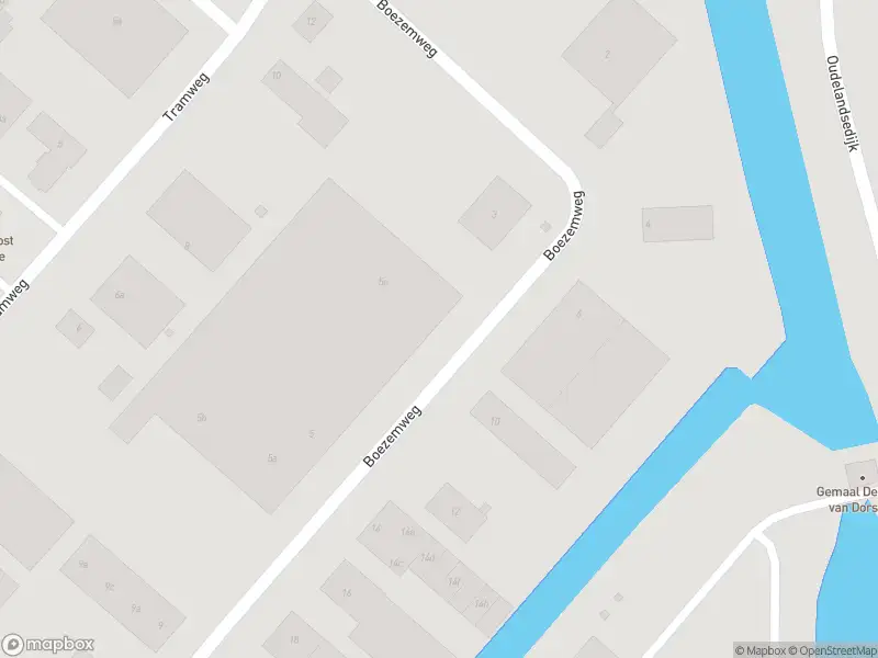 Ambulance met gepaste spoed naar de Boezemweg in Oude-Tonge