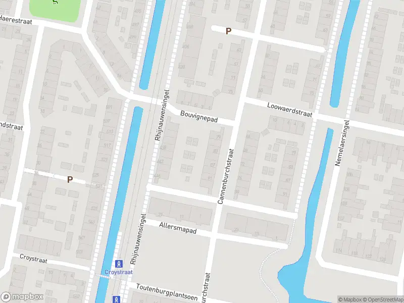 Ambulance met gepaste spoed naar de Cannenburchstraat in Rotterdam