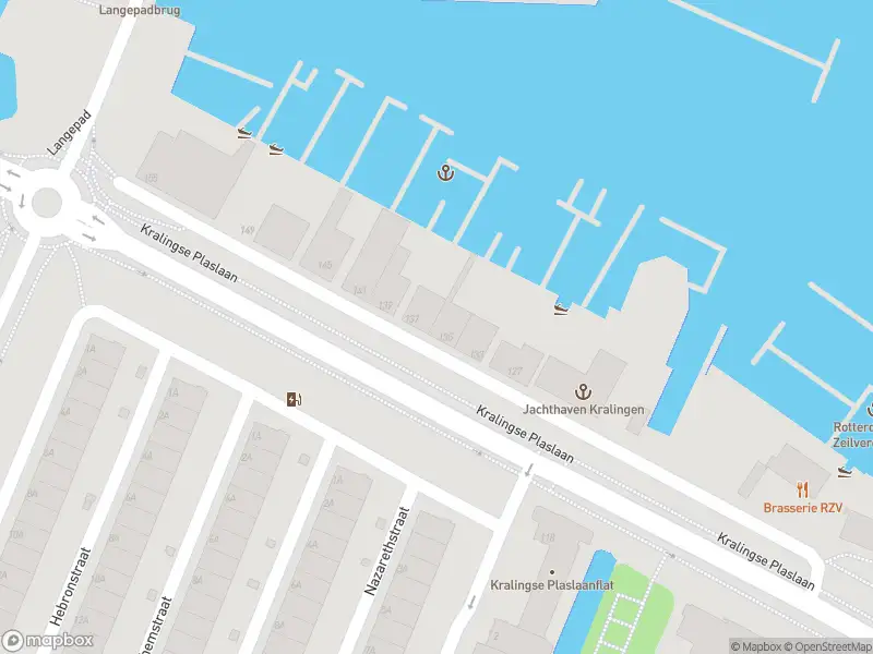 Brandweer met grote spoed naar de ir. P. Kosterlaan in Rotterdam vanwege voertuigbrand