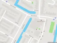 Ambulance met grote spoed naar de Amstelstraat in Alkmaar