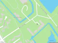 Ambulance met grote spoed naar de Marie Heinenweg in 's-Gravenhage