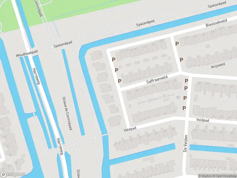 Ambulance met grote spoed naar de Bieslookveld in Schiedam