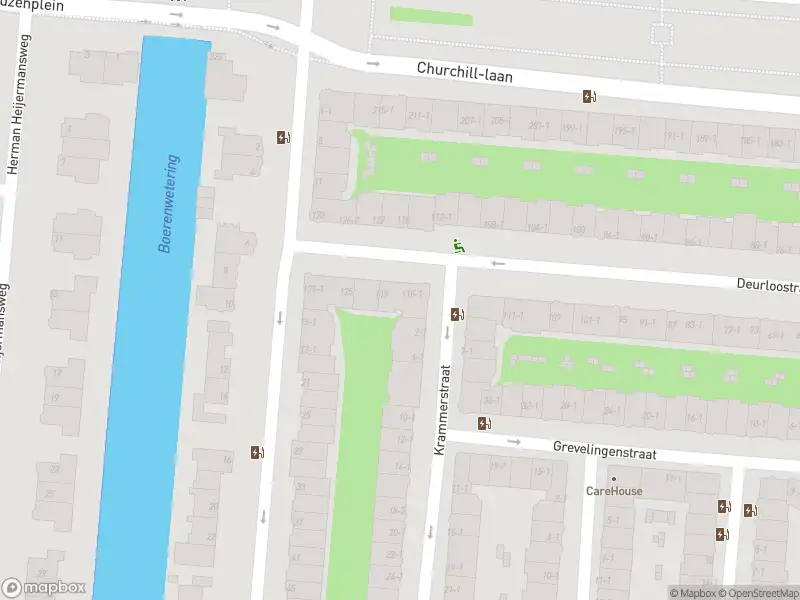 Ambulance met grote spoed naar de Rustenburgerstraat in Amsterdam