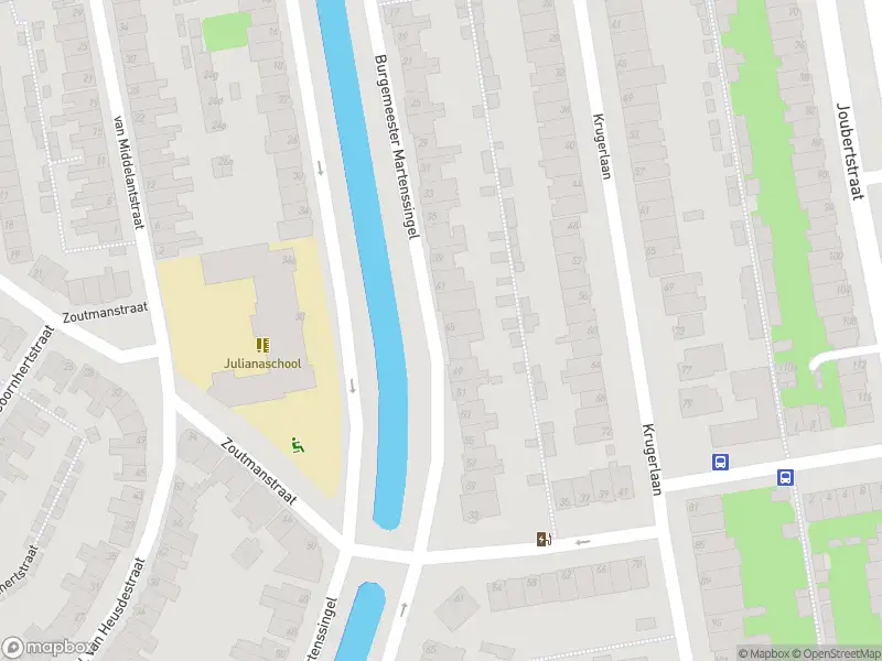Ambulance met gepaste spoed naar de Dunantsingel in Gouda