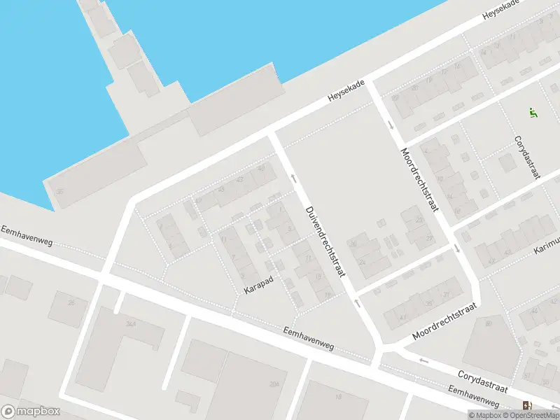 Ambulance met gepaste spoed naar de Duivendrechtstraat in Rotterdam
