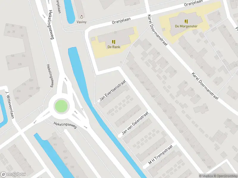 Ambulance met gepaste spoed naar de Jan Evertsenstraat in Spijkenisse