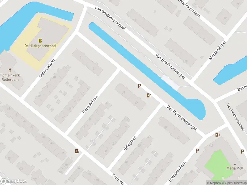 Ambulance met gepaste spoed naar de Van Beethovensingel in Rotterdam