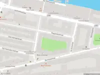 Ambulance met grote spoed naar de Roggeveenstraat in Amsterdam