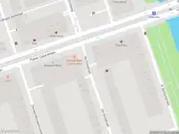 Ambulance met grote spoed naar de Jan Smitstraat in Amsterdam