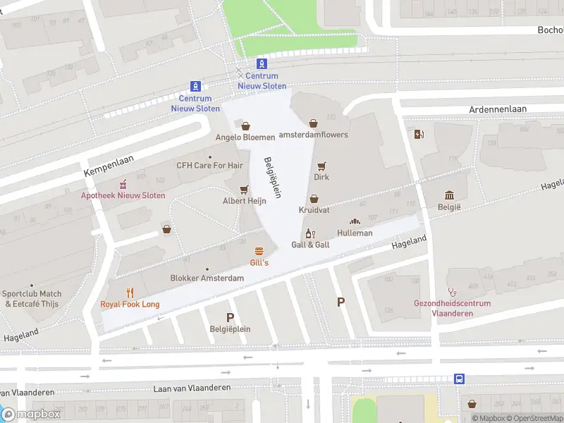 Ambulance met grote spoed naar de Belgiëplein in Amsterdam