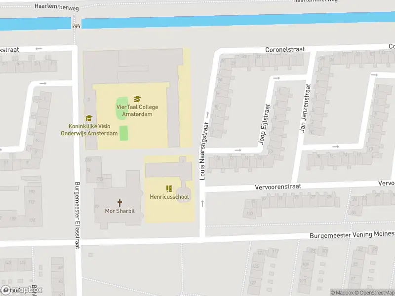 Ambulance met gepaste spoed naar de Louis Naarstigstraat in Amsterdam