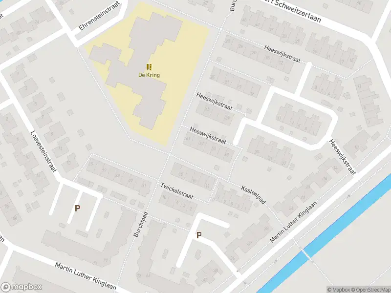 Ambulance met grote spoed naar de Kasteelpad in Hellevoetsluis
