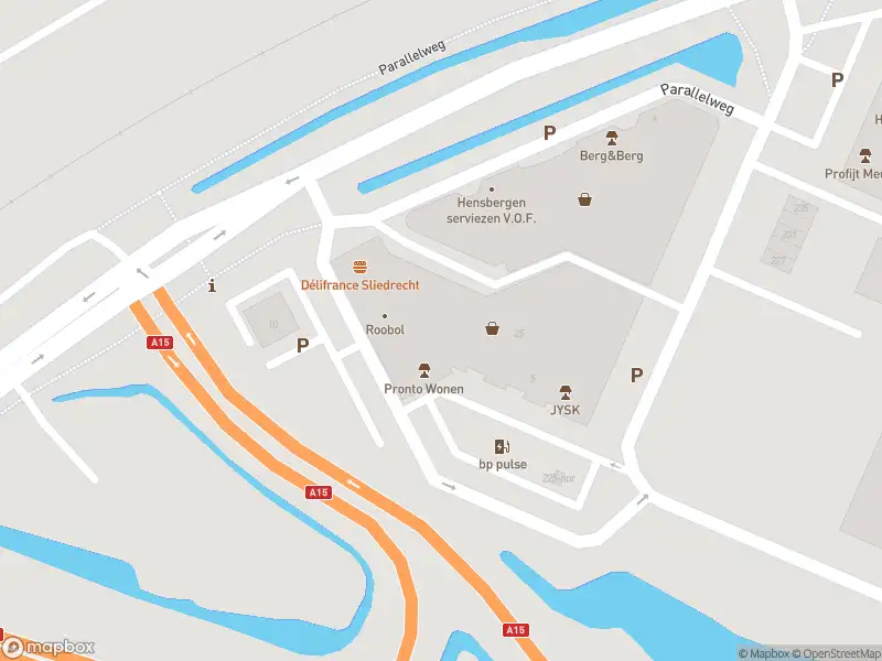 Ambulance met gepaste spoed naar de Brouwerstraat in Sliedrecht