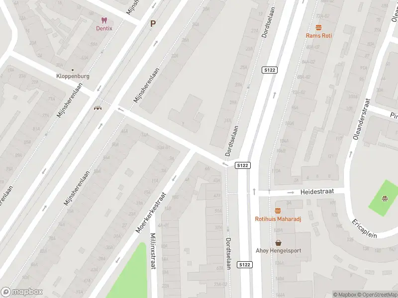 Ambulance met gepaste spoed naar de Cillershoekstraat in Rotterdam