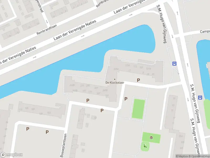 Ambulance met gepaste spoed naar de Tak van Poortvlietstraat in Dordrecht