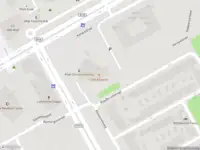 Ambulance met grote spoed naar de Klieverink in Amsterdam