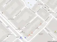 Ambulance met grote spoed naar de Roo-Valkstraat in Rotterdam